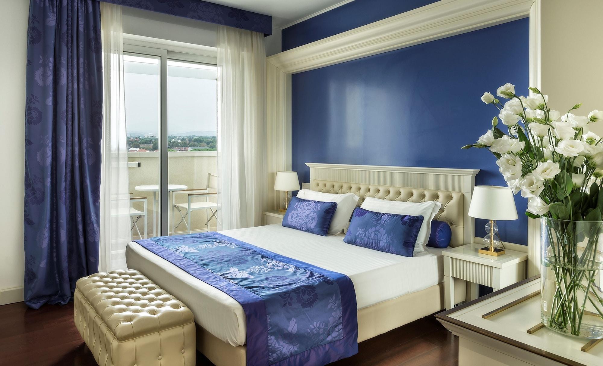 Hotel Tiffany'S Riccione Exterior photo